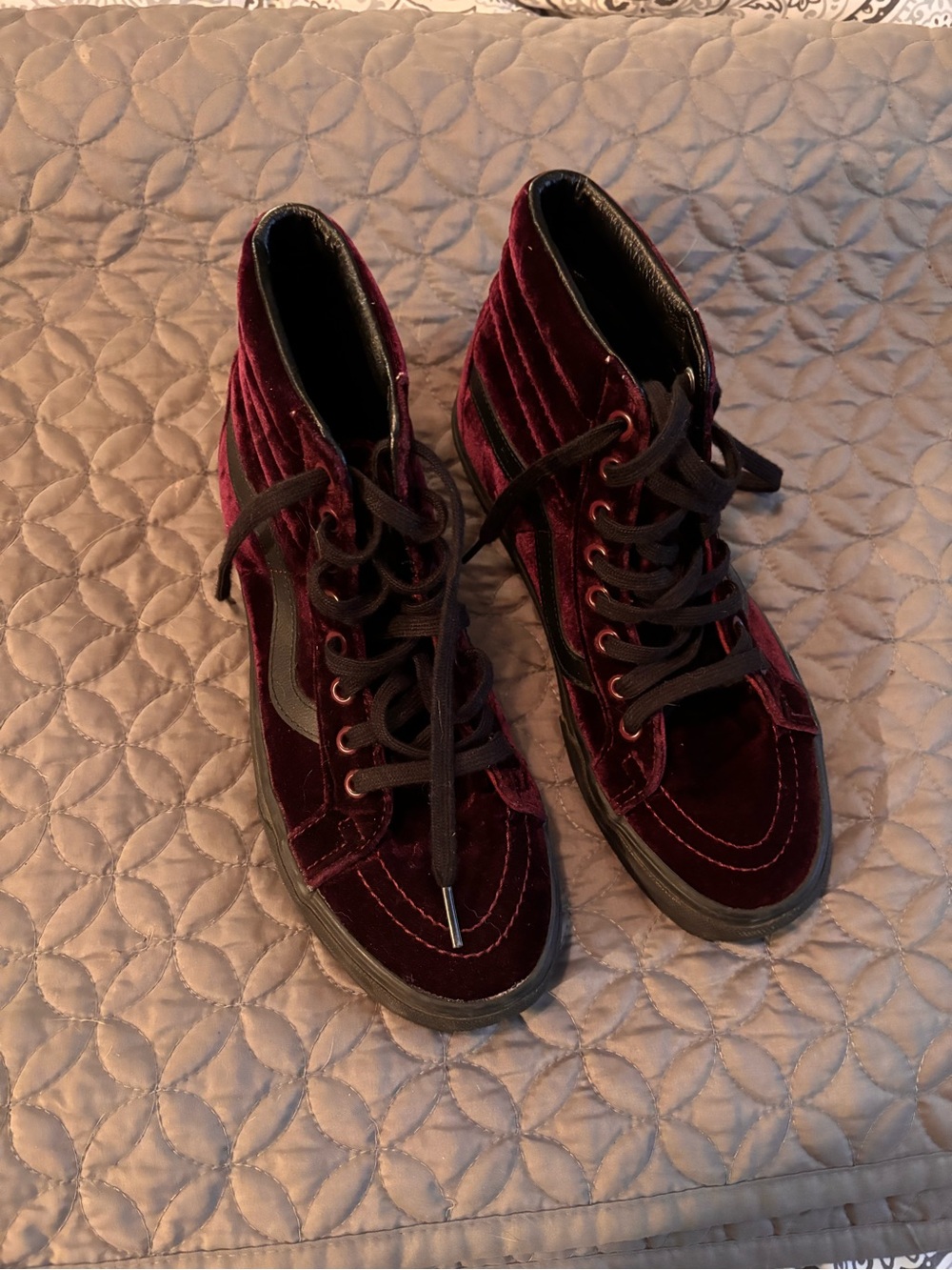 Vans Women's Burgundy Velvet Sk8-Hi Lace-Up Sneakers